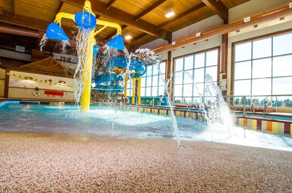 Elkhorn Resort, Spa, And Conference Centre Wasagaming Екстер'єр фото