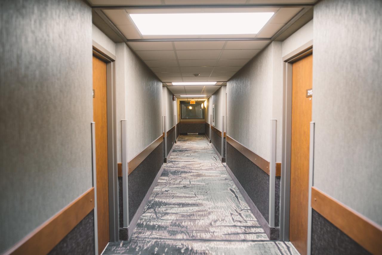 Elkhorn Resort, Spa, And Conference Centre Wasagaming Екстер'єр фото