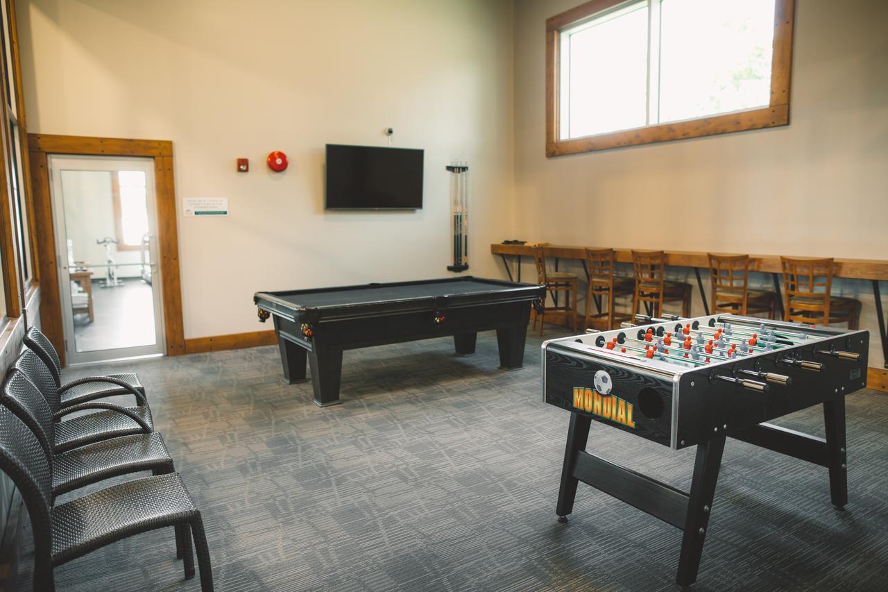 Elkhorn Resort, Spa, And Conference Centre Wasagaming Екстер'єр фото