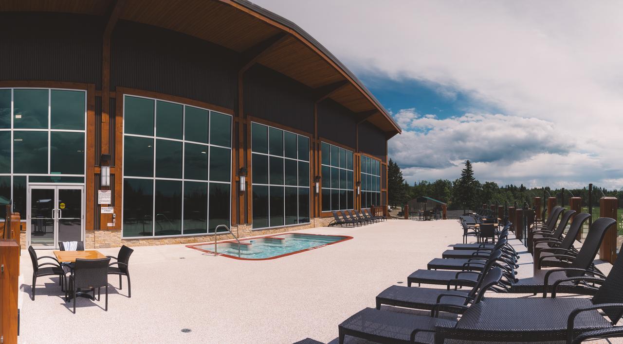Elkhorn Resort, Spa, And Conference Centre Wasagaming Екстер'єр фото