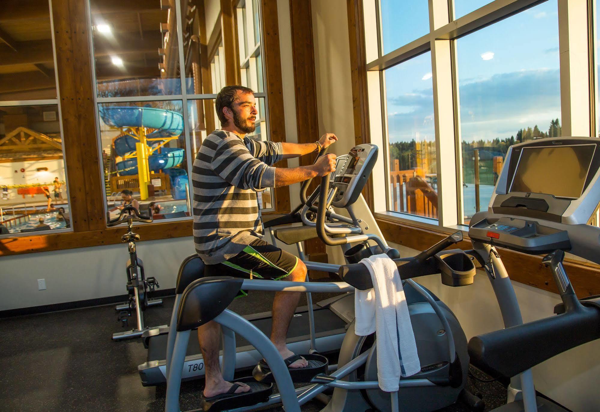 Elkhorn Resort, Spa, And Conference Centre Wasagaming Екстер'єр фото